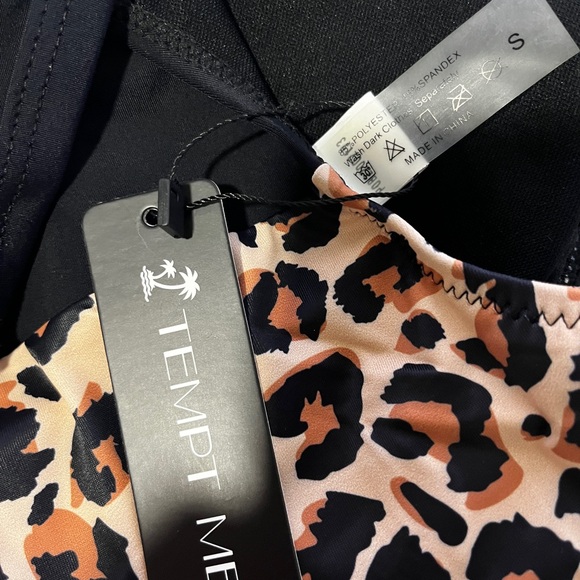 Tempt me ladies stylish one piece lace up swimsuit size Small/0193 - Picture 3 of 3